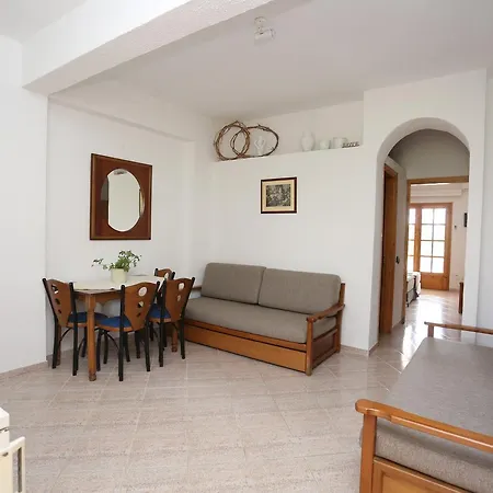 Maison La Apartment