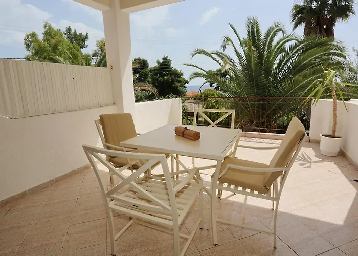 Apartment Maison La *