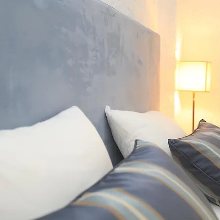 Maison La אייה פרסקבי