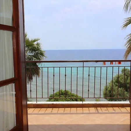 דירה Maison La *