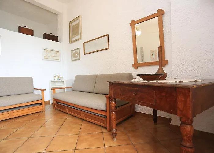 Maison La * Aya Paraskevi